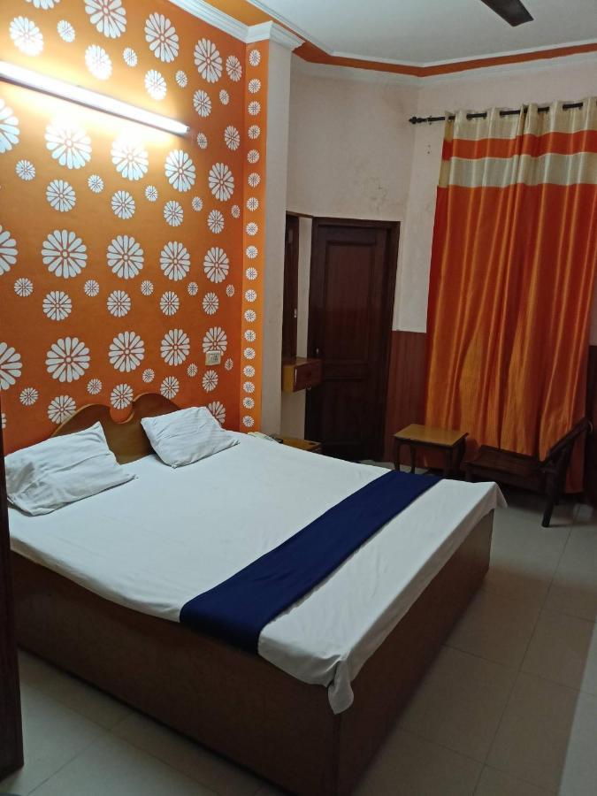 Sunrise Hotel Jalandhar Ngoại thất bức ảnh