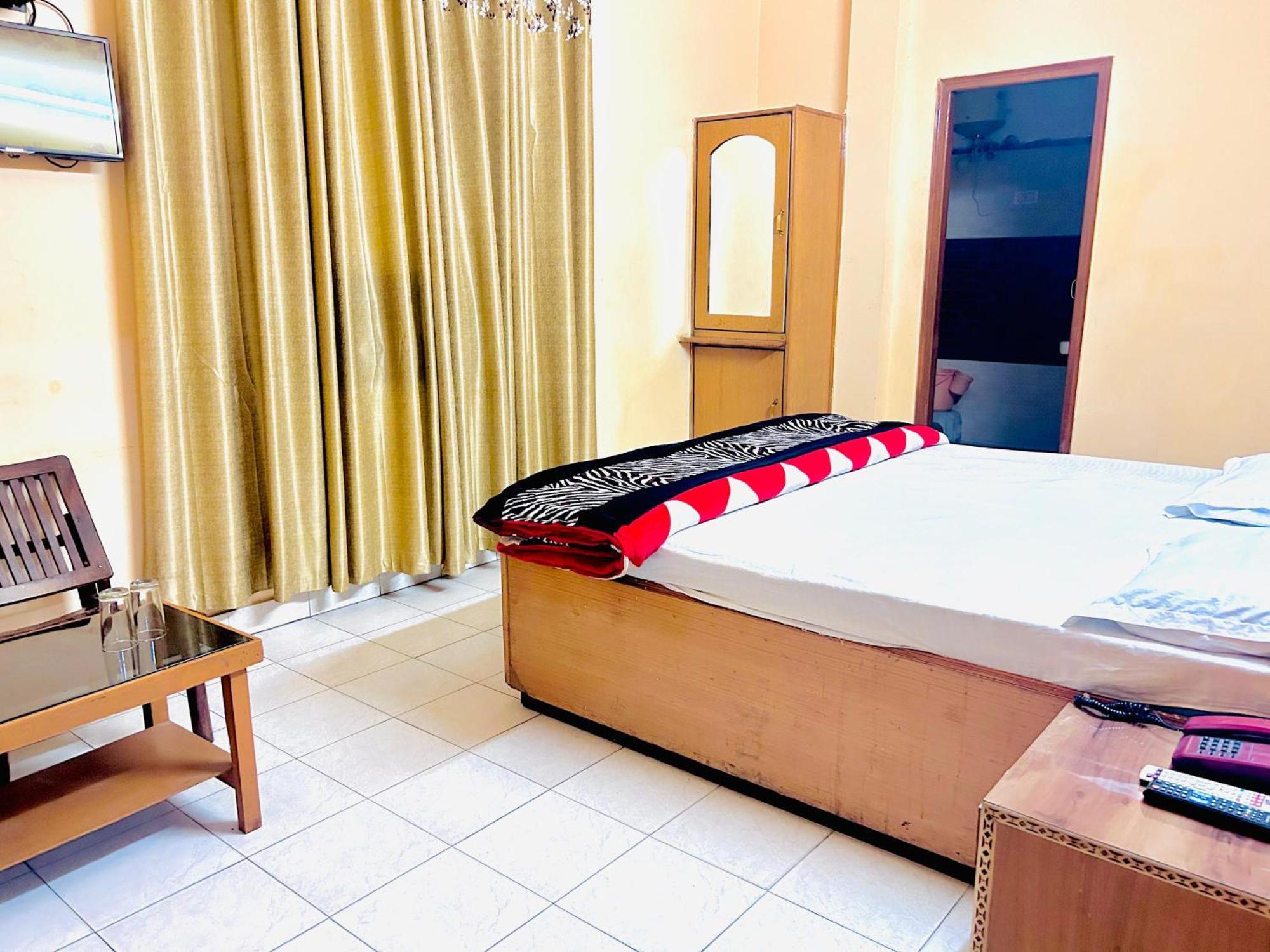 Sunrise Hotel Jalandhar Ngoại thất bức ảnh