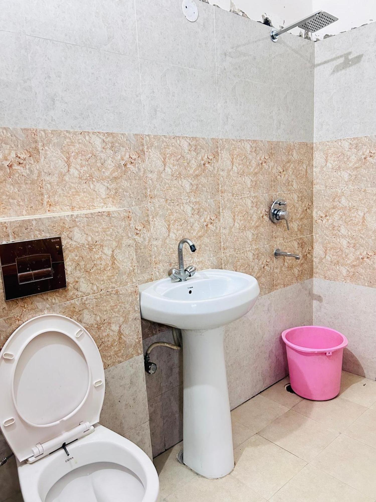 Sunrise Hotel Jalandhar Ngoại thất bức ảnh
